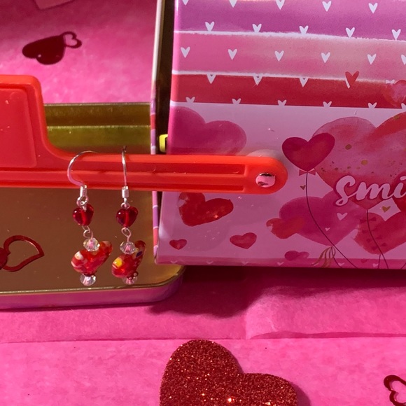 Earrings - Picture 4 of 6